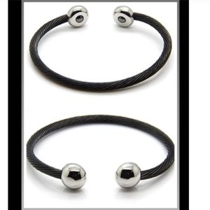 COPY - 18k White Gold & Black Ionic Magnetic Cuff…